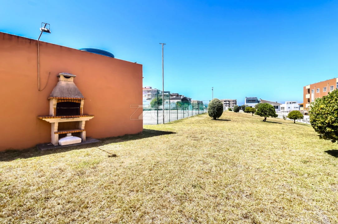 Apartamento T3 para Venda em Labruge Foto 28