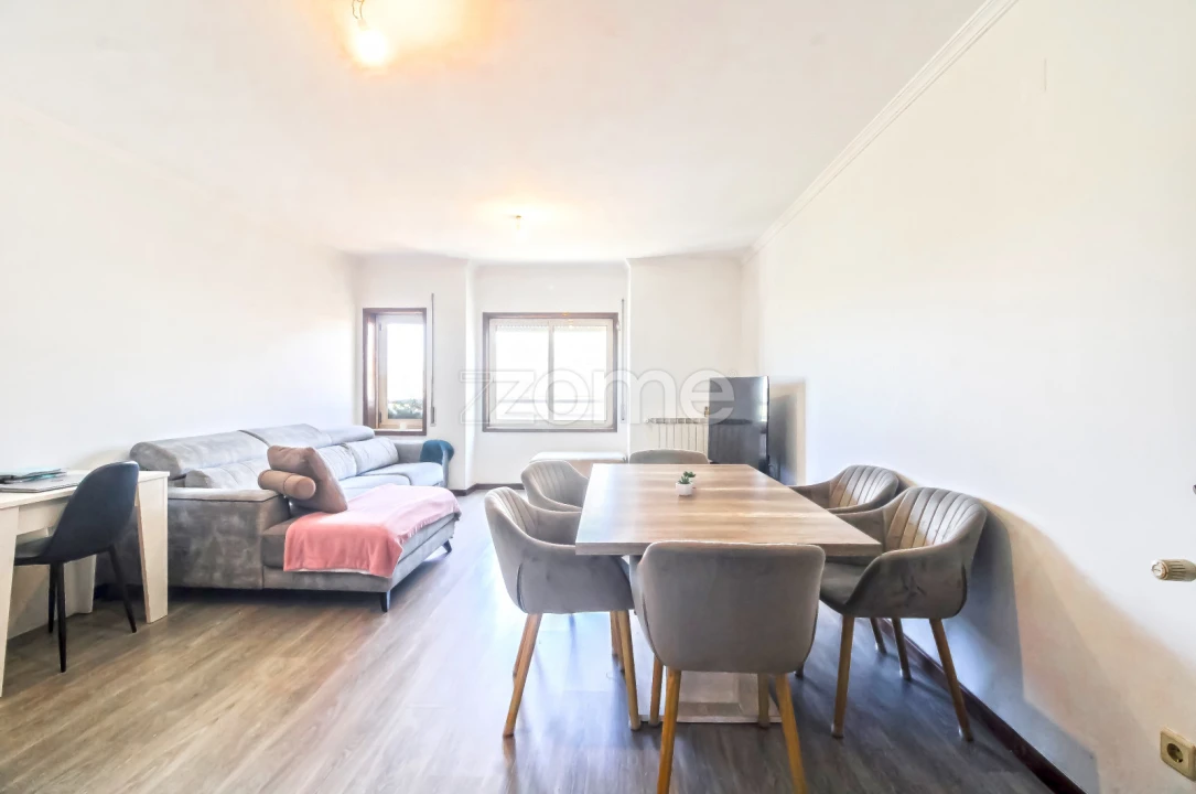 Apartamento T3 para Venda em Labruge Foto 11