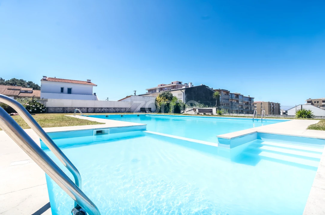 Apartamento T3 para Venda em Labruge Foto 34