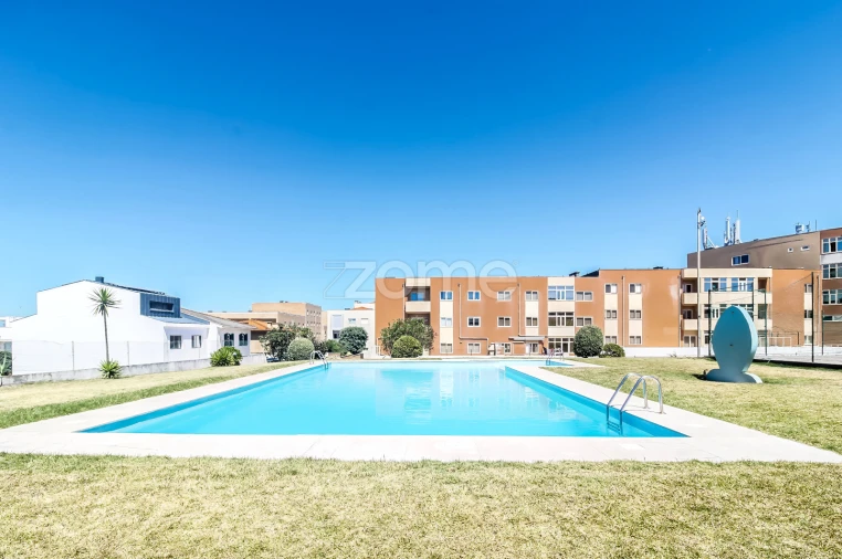 Apartamento T3 para Venda em Labruge Foto 33