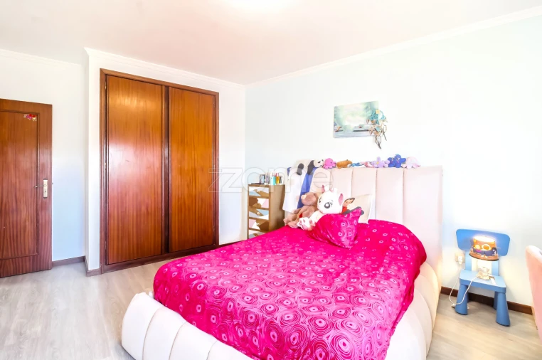 Apartamento T3 para Venda em Labruge Foto 32