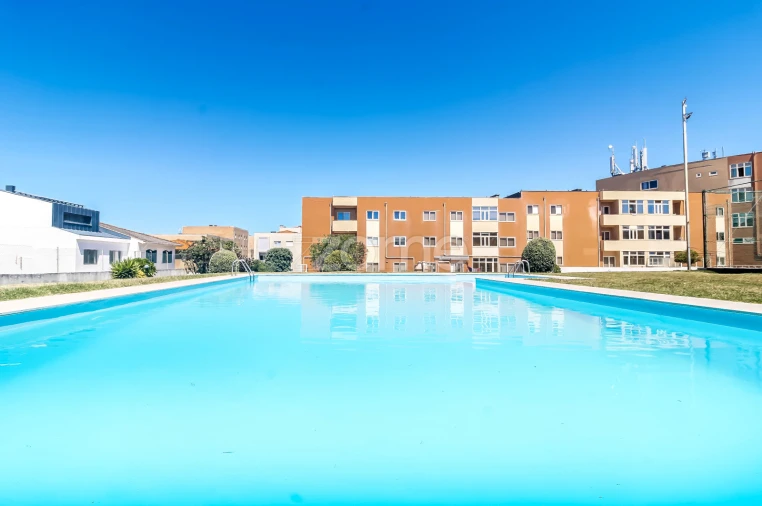 Apartamento T3 para Venda em Labruge Foto 35