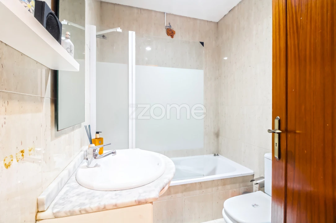 Apartamento T3 para Venda em Labruge Foto 24