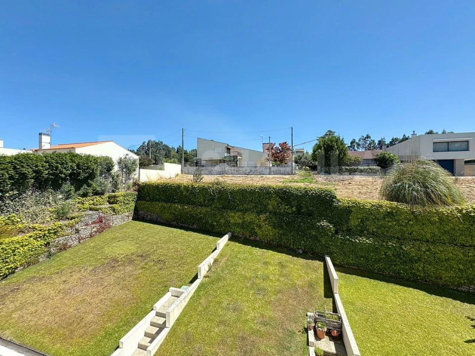 Moradia T3 para Venda em Seixas Foto 35