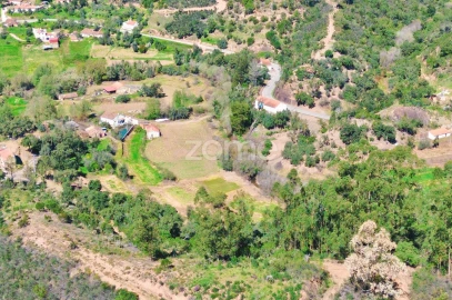 Terreno para Venda em Monchique