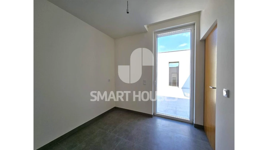 Moradia T3 para Venda em Seia, São Romão e Lapa dos Dinheiros Foto 11