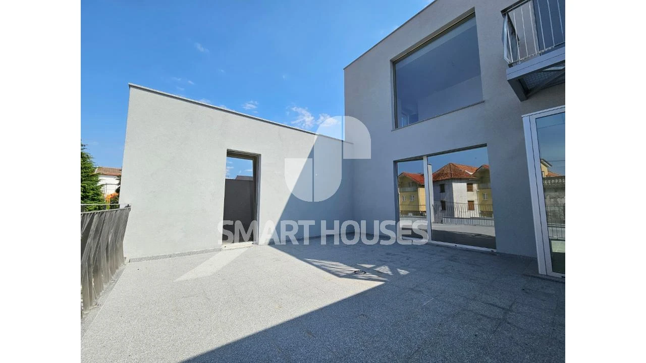 Moradia T3 para Venda em Seia, São Romão e Lapa dos Dinheiros Foto 14