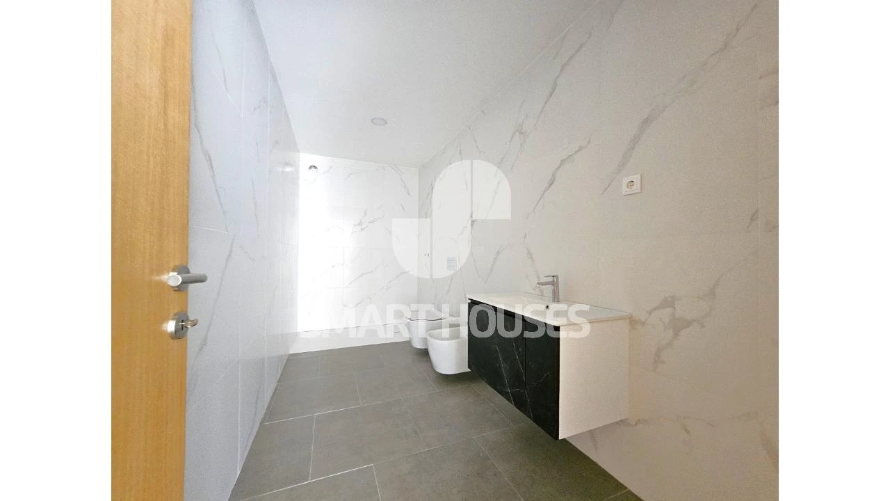 Moradia T3 para Venda em Seia, São Romão e Lapa dos Dinheiros Foto 23