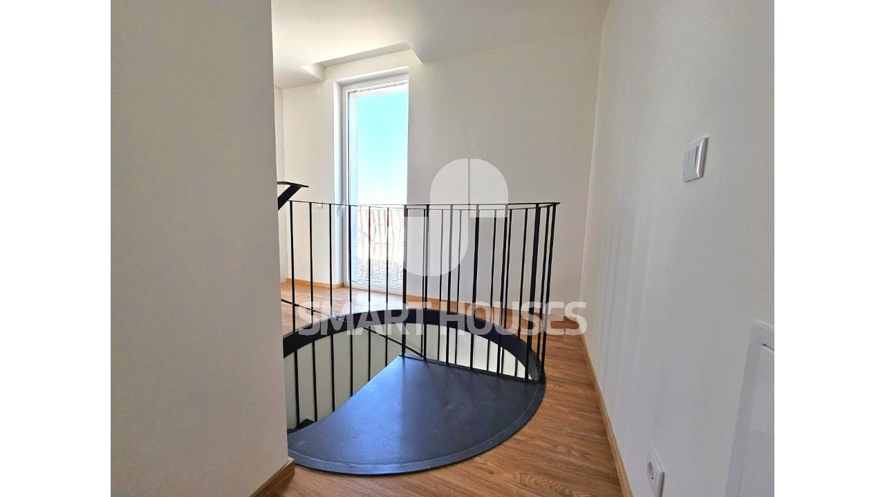 Moradia T3 para Venda em Seia, São Romão e Lapa dos Dinheiros Foto 25