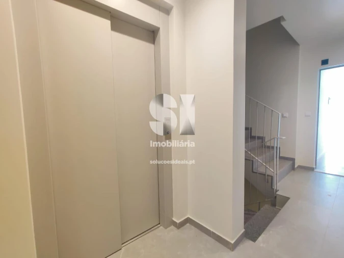 Apartamento T1 para Venda em São Vicente (Braga) Foto 10