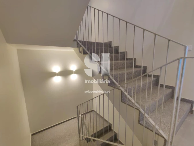 Apartamento T1 para Venda em São Vicente (Braga) Foto 11