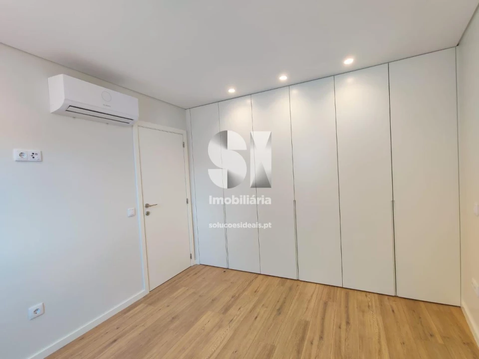 Apartamento T1 para Venda em São Vicente (Braga) Foto 8