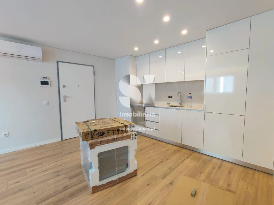 Apartamento T1 para Venda em São Vicente (Braga) Foto 1