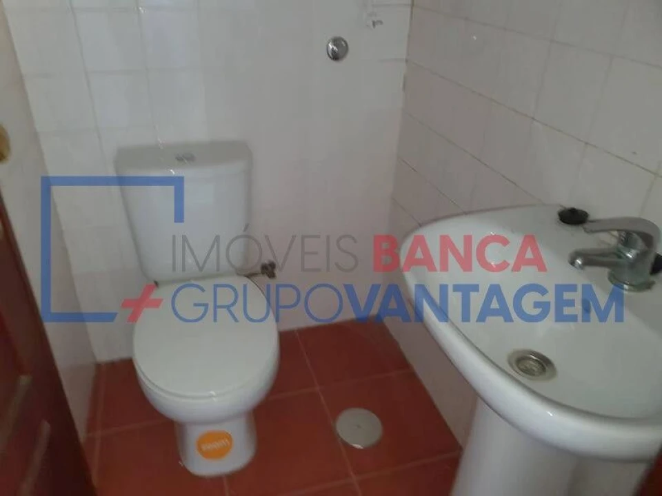 Apartamento T3 para Venda em Oliveira do Douro Foto 10