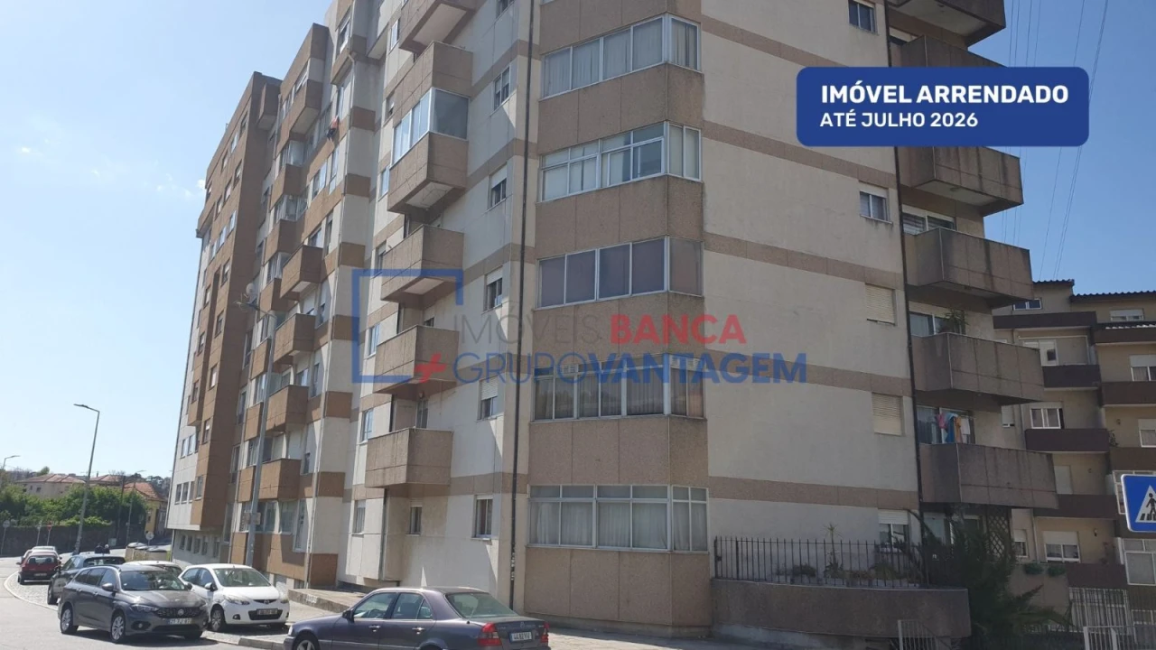 Apartamento T3 para Venda em Oliveira do Douro Foto 12
