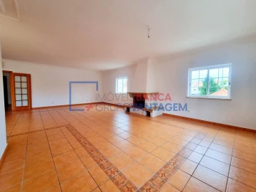 Apartamento T3 para Venda em Santa Maria e São Miguel, São Martinho, São Pedro Penaferrim
