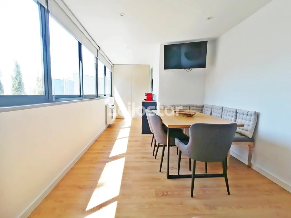 Apartamento T3 para Arrendamento em Arcozelo Foto 5