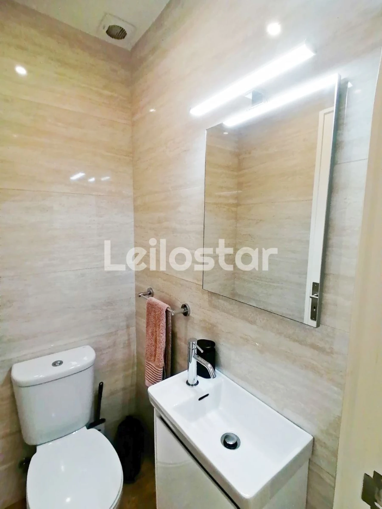 Apartamento T3 para Arrendamento em Arcozelo Foto 11