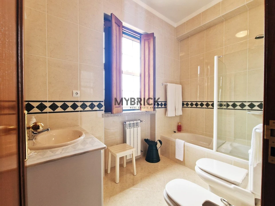 Moradia T7 para Venda em Mouraz e Vila Nova da Rainha Foto 46