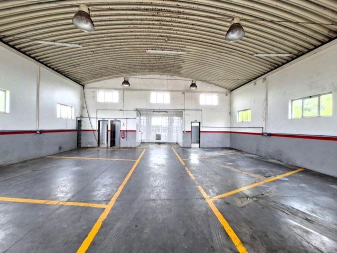 Loja para Venda em Atouguia da Baleia Foto 4