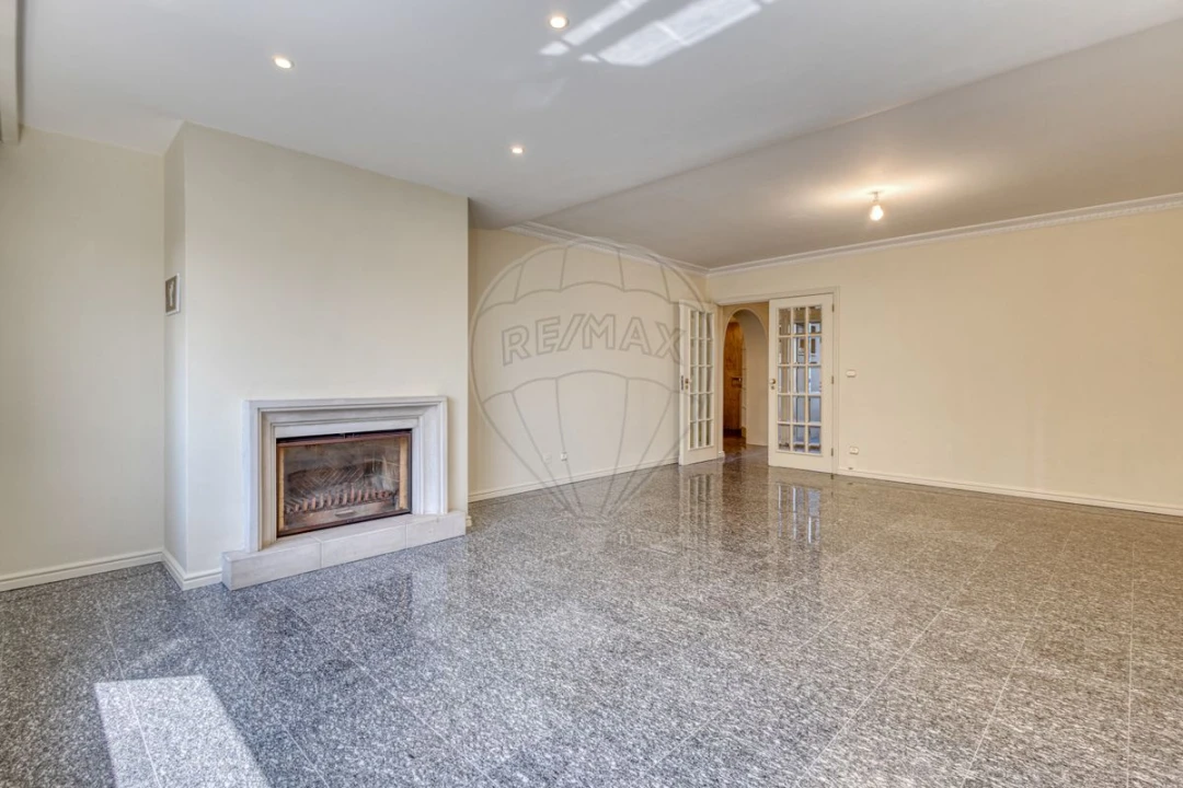 Apartamento T3 para Venda em Santa Marinha e São Pedro da Afurada Foto 3