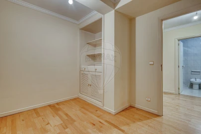 Apartamento T3 para Venda em Santa Marinha e São Pedro da Afurada