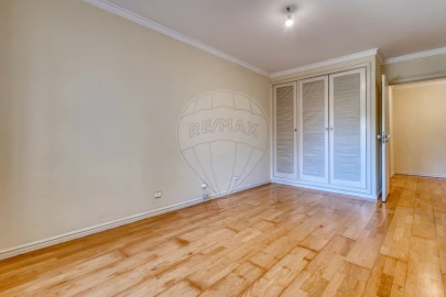 Apartamento T3 para Venda em Santa Marinha e São Pedro da Afurada