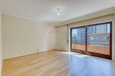 Apartamento T3 para Venda em Santa Marinha e São Pedro da Afurada