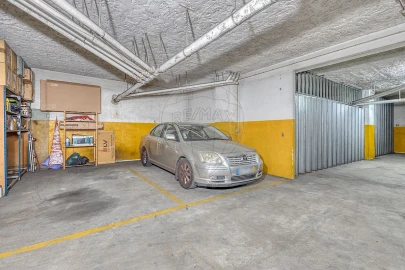 Apartamento T3 para Venda em Santa Marinha e São Pedro da Afurada