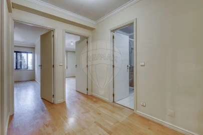 Apartamento T3 para Venda em Santa Marinha e São Pedro da Afurada