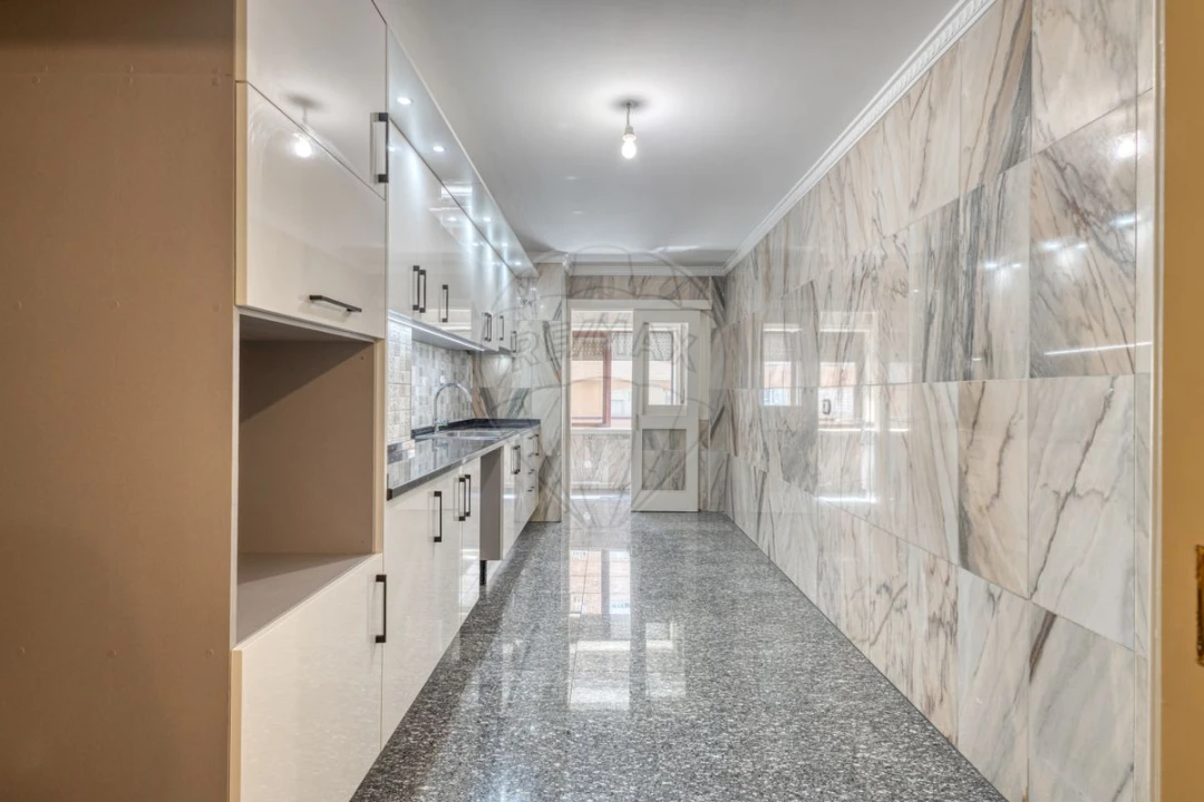 Apartamento T3 para Venda em Santa Marinha e São Pedro da Afurada Foto 22