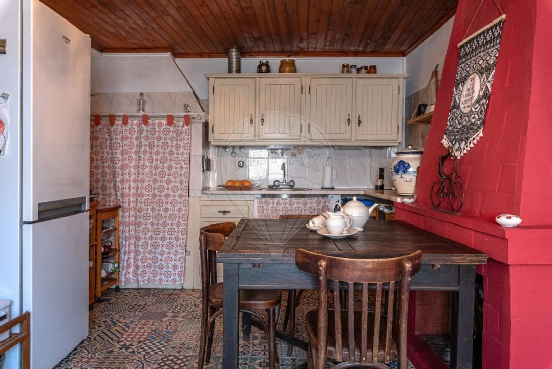 Moradia T2 para Venda em Cercal Foto 3