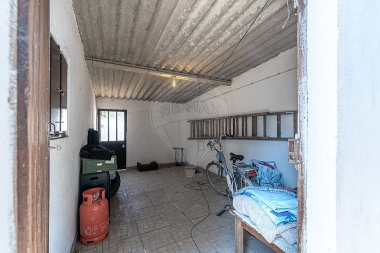 Moradia T2 para Venda em Cercal Foto 23