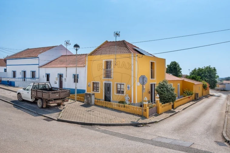 Moradia T2 para Venda em Cercal Foto 32