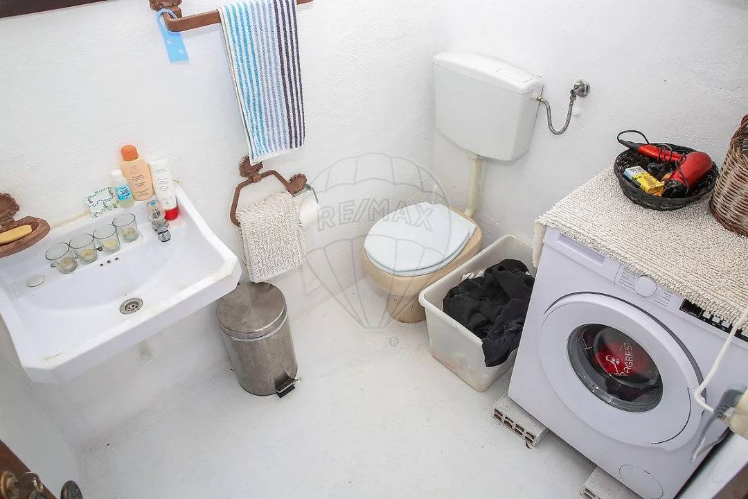 Moradia T3 para Venda em Carvoeira e Carmões Foto 40