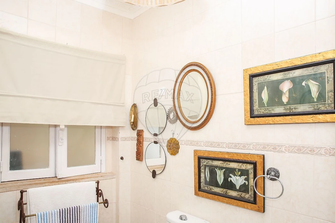 Moradia T3 para Venda em Carvoeira e Carmões Foto 13