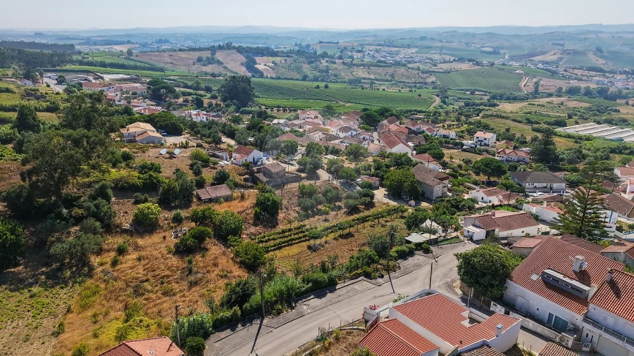 Moradia T3 para Venda em Carvoeira e Carmões Foto 43