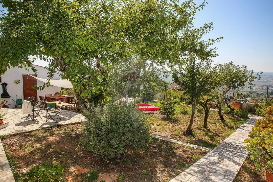 Moradia T3 para Venda em Carvoeira e Carmões Foto 27