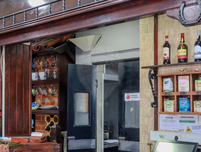 Negócio para Venda em Azeitão (São Lourenço e São Simão) Foto 12