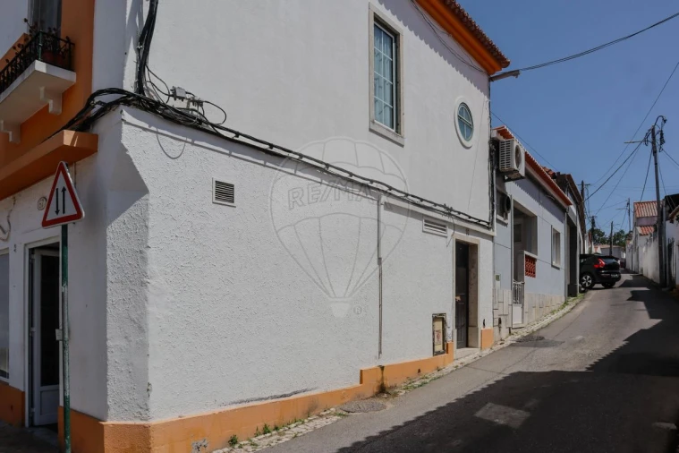 Negócio para Venda em Azeitão (São Lourenço e São Simão) Foto 4