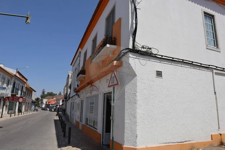 Negócio para Venda em Azeitão (São Lourenço e São Simão) Foto 3