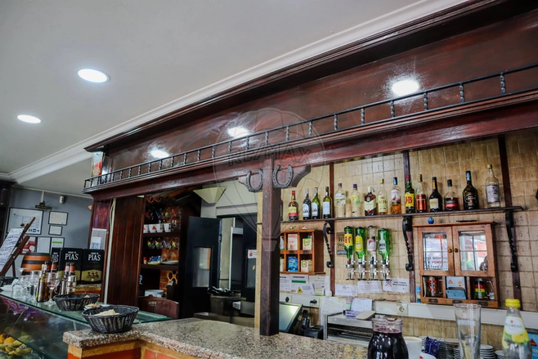 Negócio para Venda em Azeitão (São Lourenço e São Simão) Foto 6