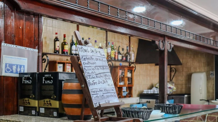 Negócio para Venda em Azeitão (São Lourenço e São Simão)
