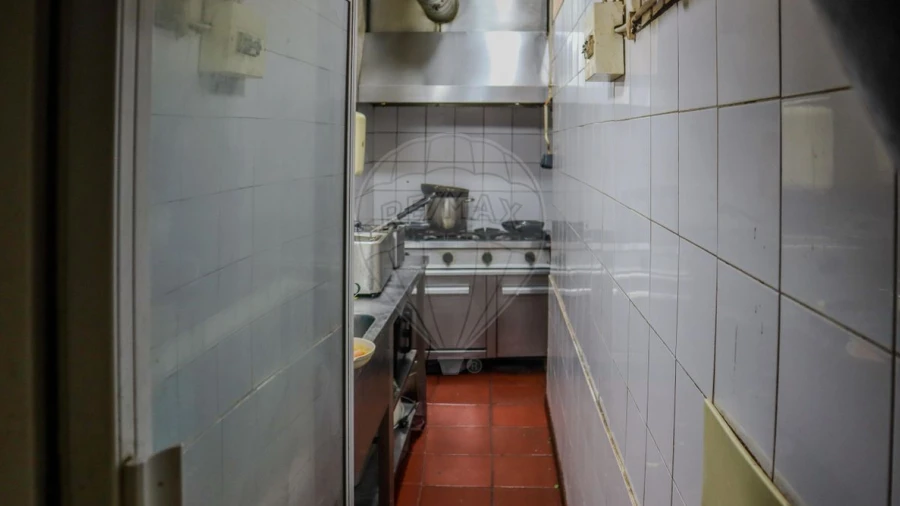 Negócio para Venda em Azeitão (São Lourenço e São Simão)