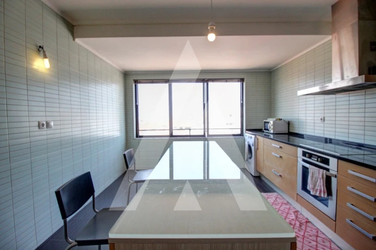 Apartamento T3 para Venda em Glória e Vera Cruz Foto 9