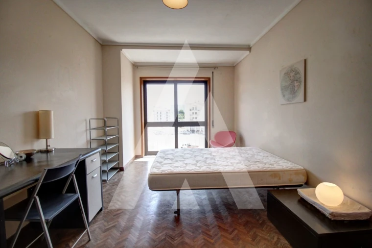 Apartamento T3 para Venda em Glória e Vera Cruz Foto 41