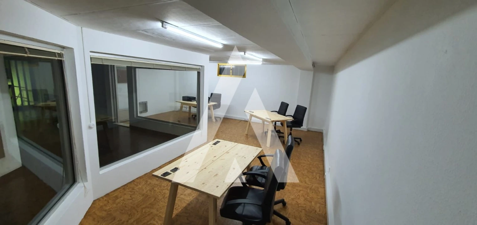 Loja para Venda em Azurem Foto 11