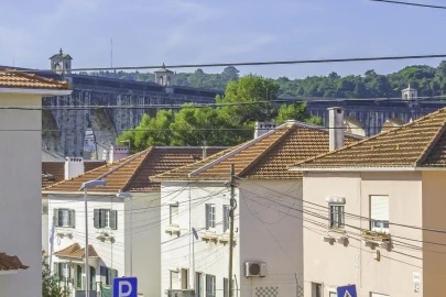 Moradia T4 para Venda em Campolide