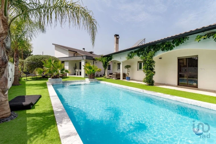 Moradia T4 para Venda em Guia, Ilha e Mata Mourisca Foto 1