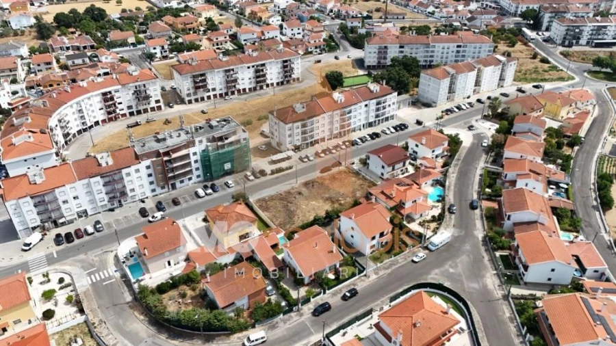 Terreno para Venda em Romeira e Várzea Foto 9